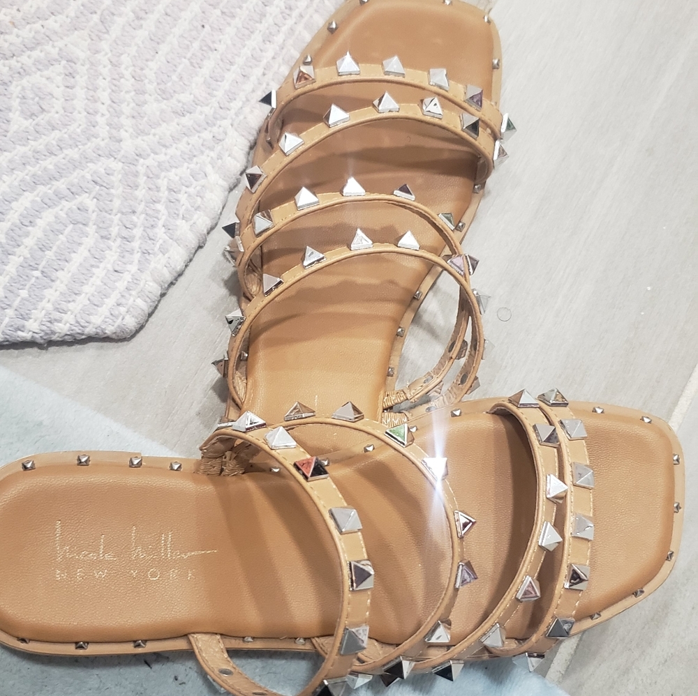 Nicole Miller flats